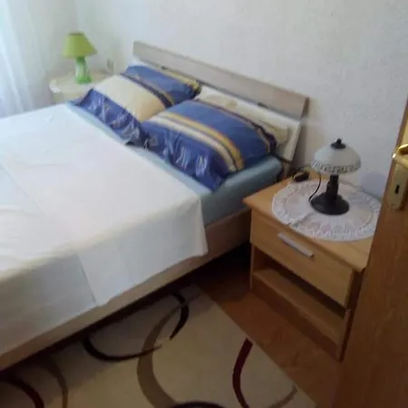 Apartman Apartment *