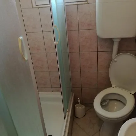 Apartman *