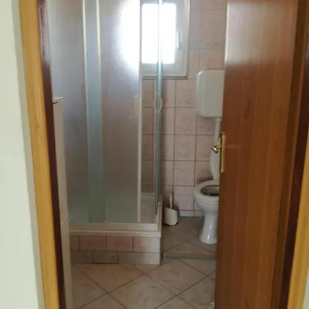 Apartman *